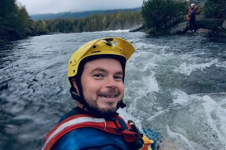 Elveredningsinstruktør Simon Hansen