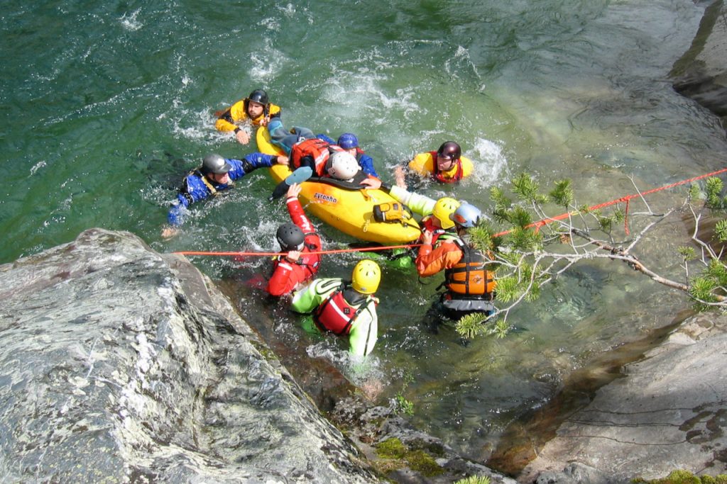 Elveredning - WRT-REC Whitewater Rescue Technician Recreational - Sel / Otta | R3 Norge WRT REC Elveredning R3 Norge