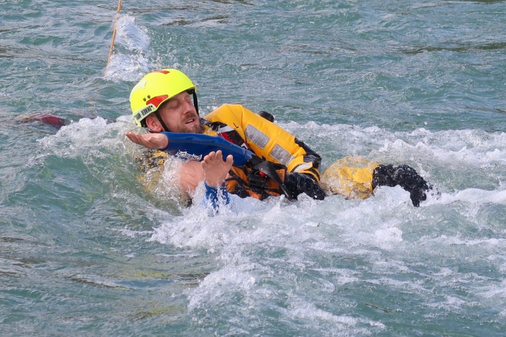 Elveredning - SRT Swiftwater and Flood Rescue Technician - Sel / Otta | R3 Norge SRT Elveredning R3 Norge